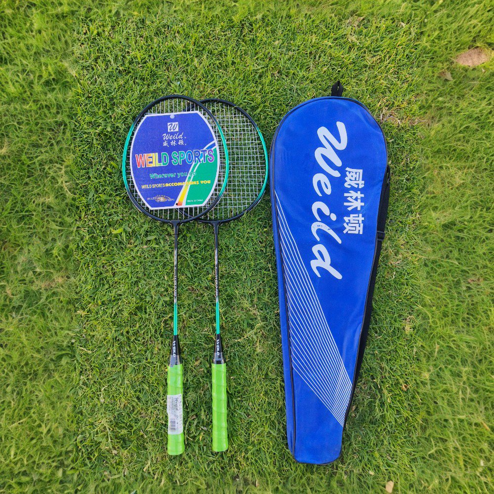 CHAMPION X SERIES BADMINTON RACKET SET