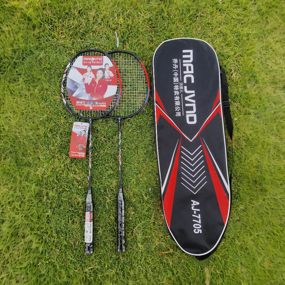 AERO STRIKE ELITE BADMINTON RACKET SET