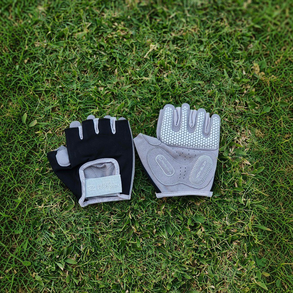 WEIGHTLIFTING GLOVES